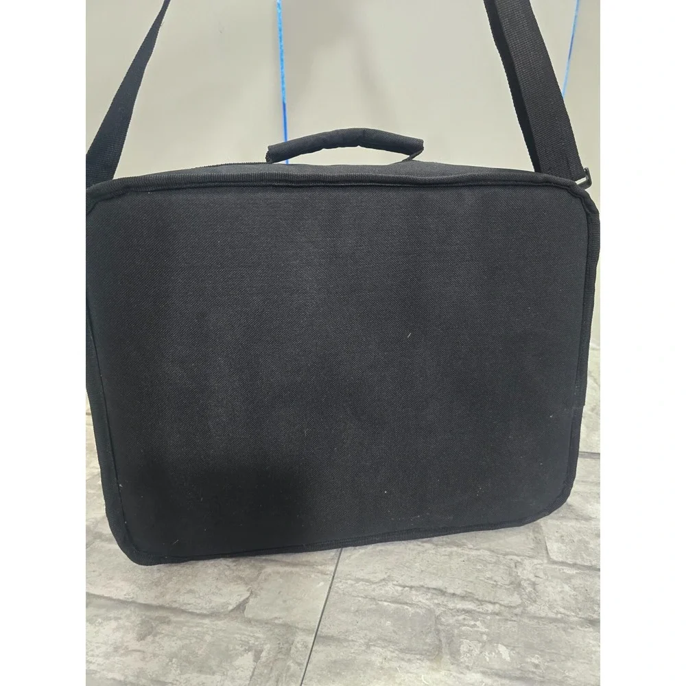 N/A padded adjustable